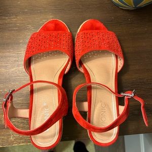 Vionic 9 Wide Red Wedge Sandals